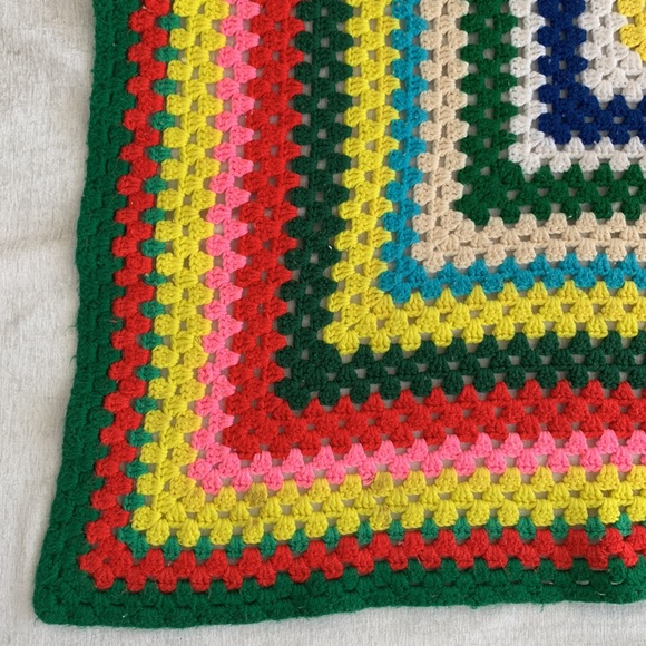 Vintage Handmade Granny Square Crochet Knit Afghan Blanket Rainbow Multi Color - Picture 4 of 7